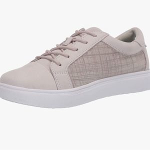 Propet shoes